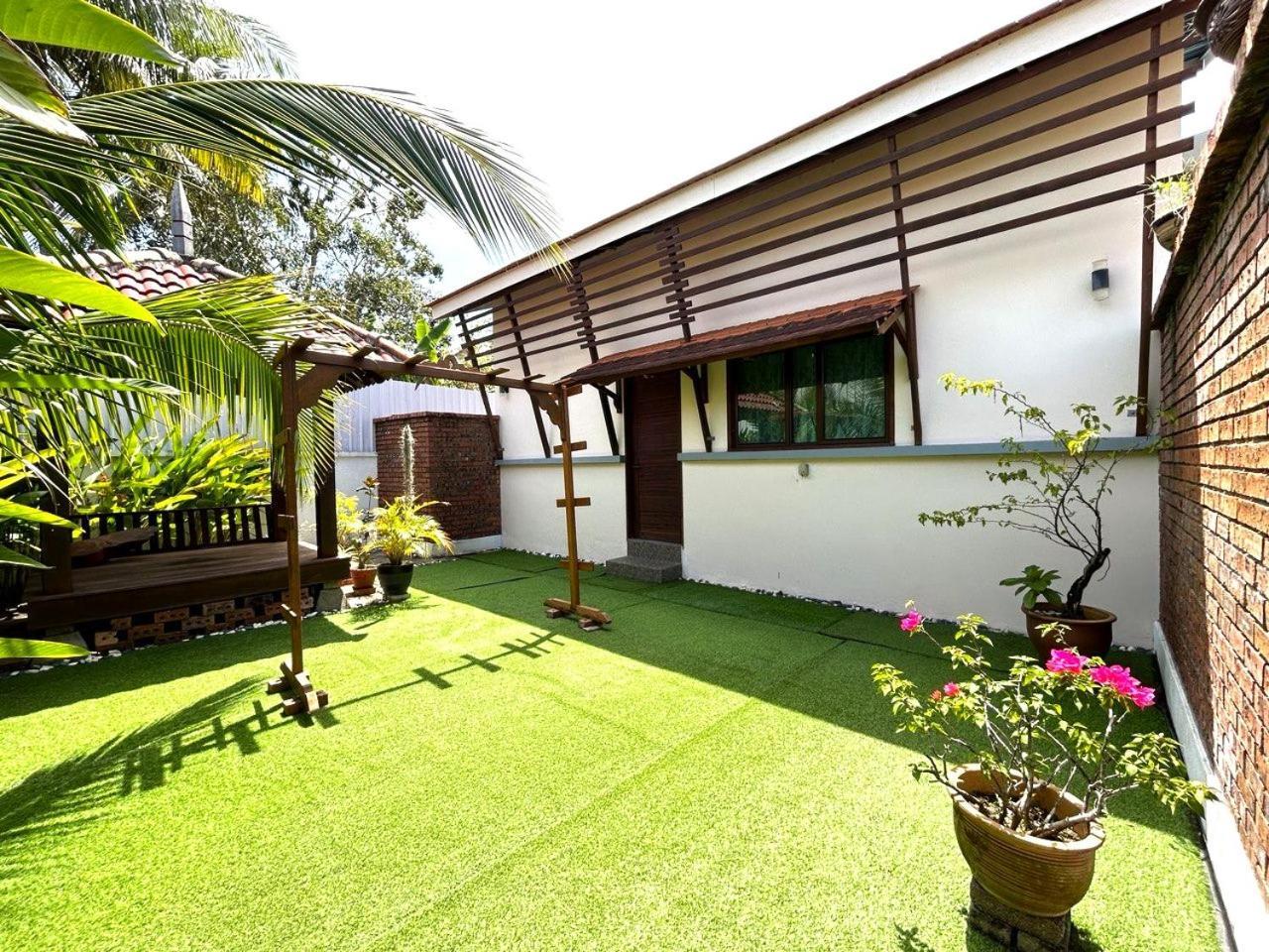 Villa Adagaya - With Private Pool, Without Pool Pantai Cenang (Langkawi)